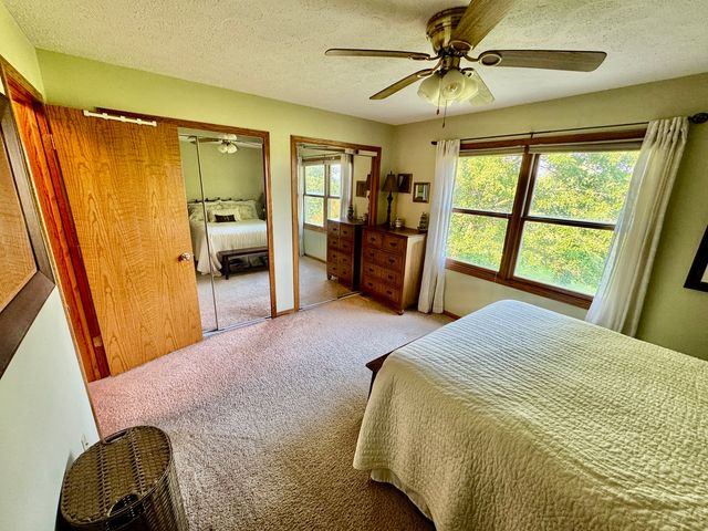 1177 Golf Court, Dekalb, IL 60115