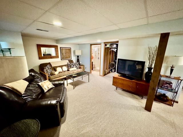 1177 Golf Court, Dekalb, IL 60115