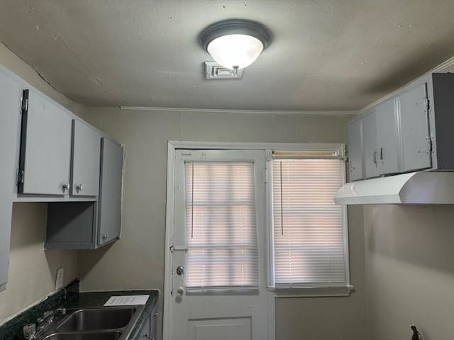 2736 DUNN AVE, Memphis, TN 38114