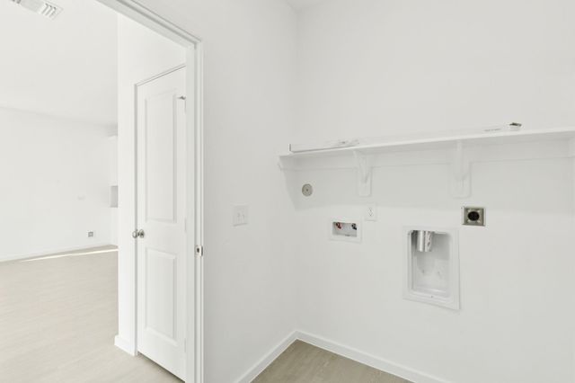 427 Ruby Ford Drive, Baytown, TX 77523