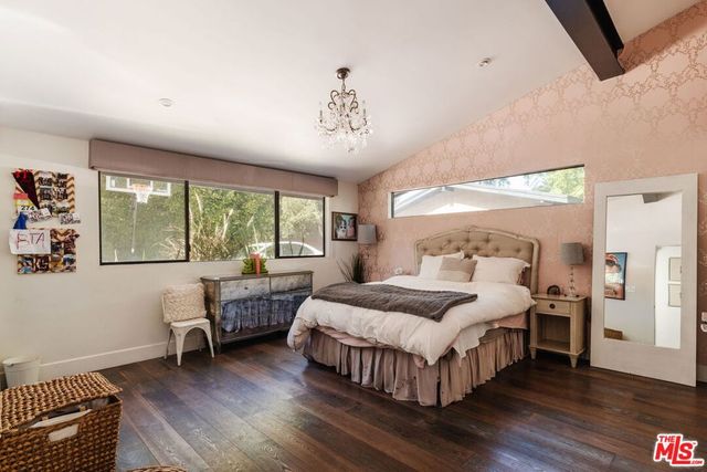 15490 Milldale Drive, Los Angeles, CA 90077