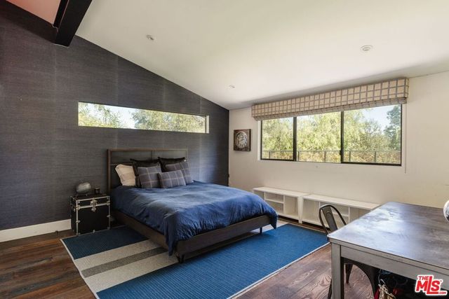 15490 Milldale Drive, Los Angeles, CA 90077