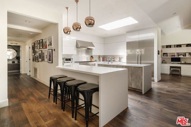 15490 Milldale Drive, Los Angeles, CA 90077