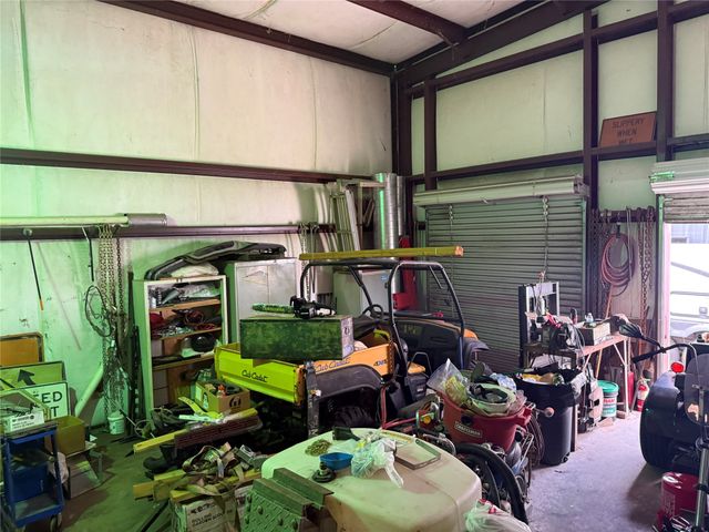 101 E Frederick Street E, Riesel, TX 76682