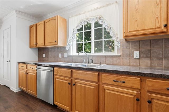 140 Magnolia Creek Drive, Canton, GA 30115
