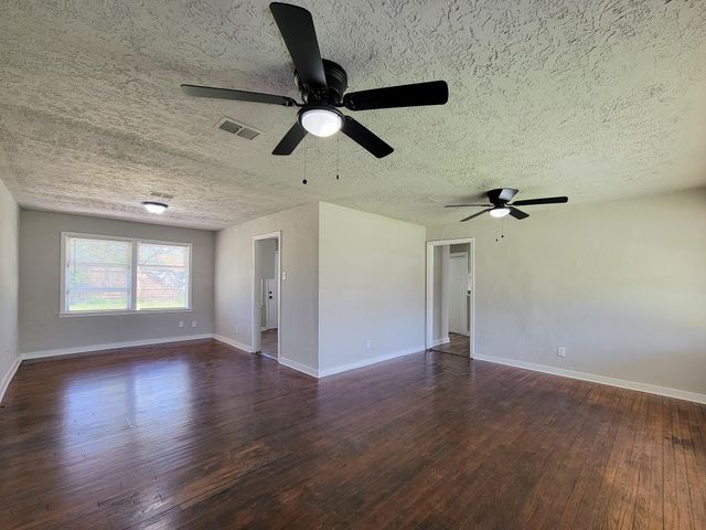 5815 Southseas Street, Houston, TX 77033