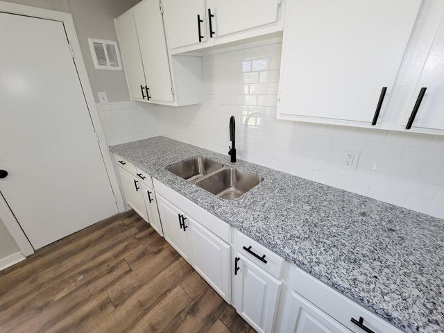5815 Southseas Street, Houston, TX 77033
