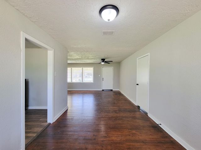 5815 Southseas Street, Houston, TX 77033