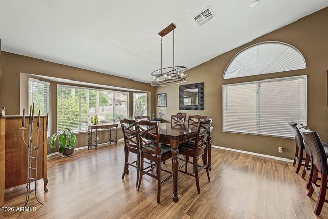 8450 W MCRAE Way, Peoria, AZ 85382