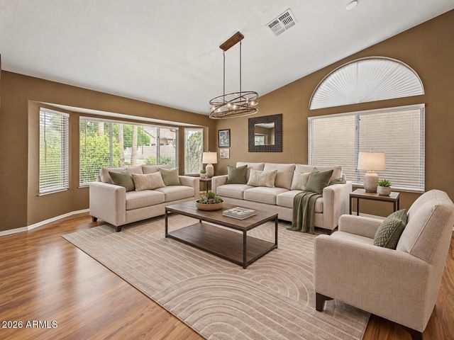 8450 W MCRAE Way, Peoria, AZ 85382