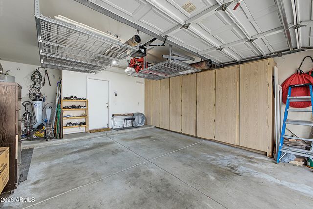 8450 W MCRAE Way, Peoria, AZ 85382