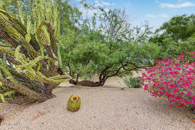 8450 W MCRAE Way, Peoria, AZ 85382