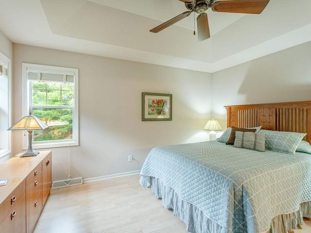 6027 CANYON Parkway, Mcfarland, WI 53558