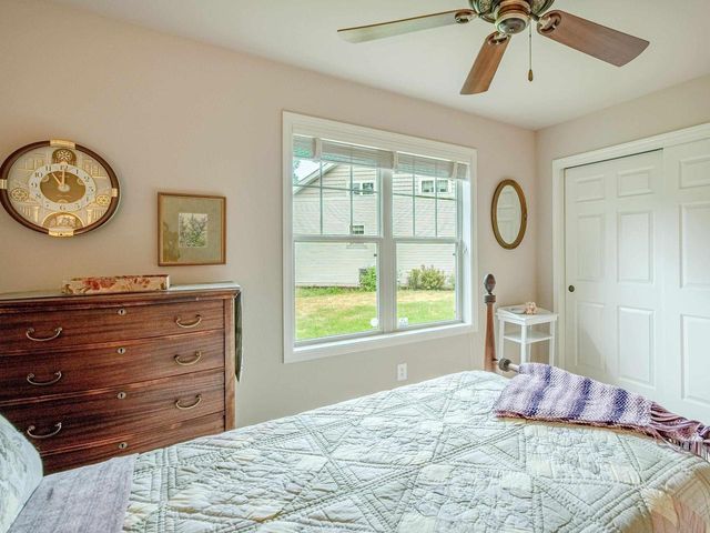 6027 CANYON Parkway, Mcfarland, WI 53558