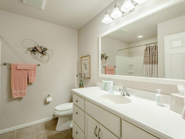 6027 CANYON Parkway, Mcfarland, WI 53558