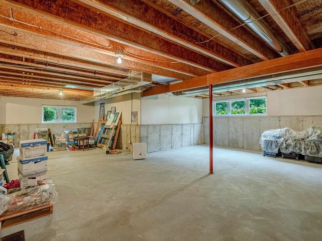 6027 CANYON Parkway, Mcfarland, WI 53558