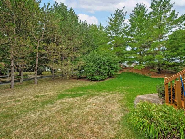 6027 CANYON Parkway, Mcfarland, WI 53558
