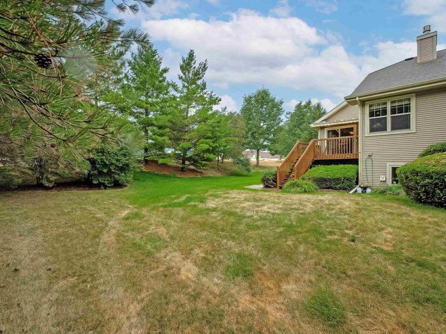 6027 CANYON Parkway, Mcfarland, WI 53558