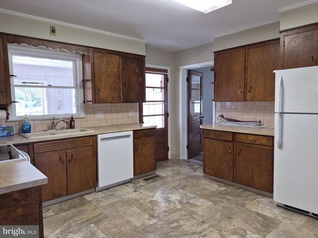 332 COLORADO STREET, Chambersburg, PA 17202