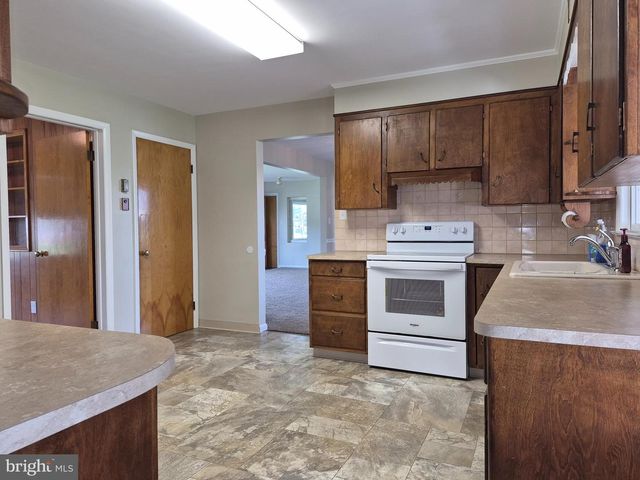 332 COLORADO STREET, Chambersburg, PA 17202