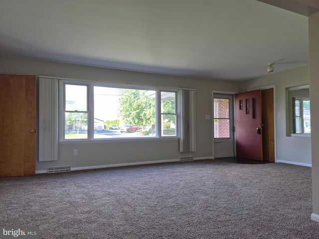 332 COLORADO STREET, Chambersburg, PA 17202
