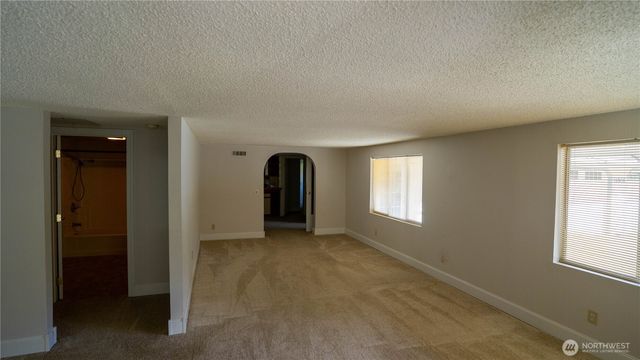 11806 SE 192nd Street, Renton, WA 98058