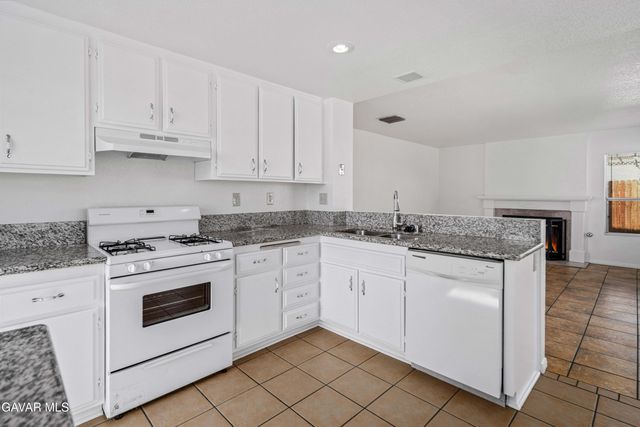 43742 Rialto Drive, Lancaster, CA 93535