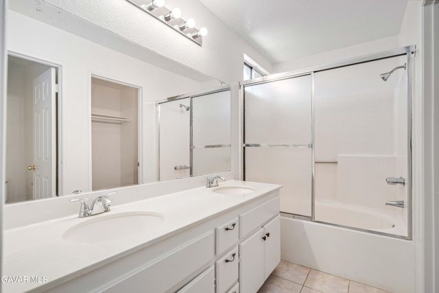 43742 Rialto Drive, Lancaster, CA 93535