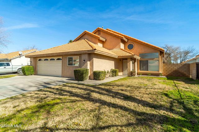 43742 Rialto Drive, Lancaster, CA 93535
