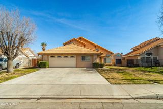 43742 Rialto Drive, Lancaster, CA 93535