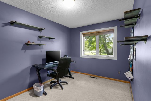 9463 Naughtor Avenue NE, Otsego, MN 55330