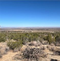 0 Y8/VIC VAC Avenue, Llano, CA 93544