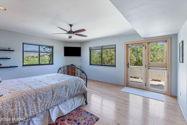 100 N Eastern Slope Loop, Tucson, AZ 85748