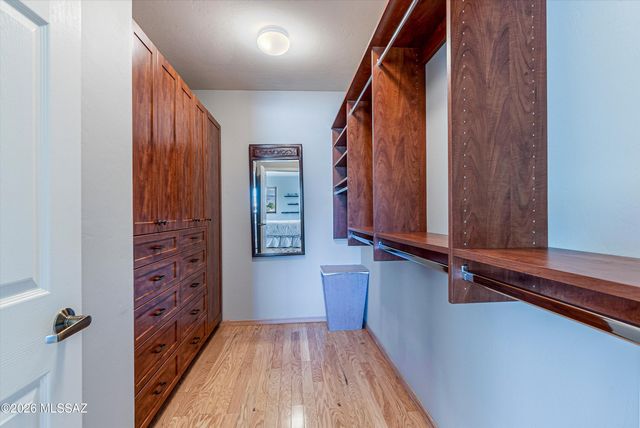 100 N Eastern Slope Loop, Tucson, AZ 85748