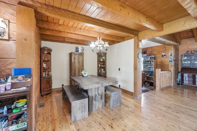 255 W Pekin Road, Clearcreek Twp., OH 45036