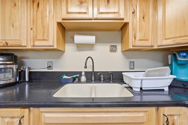 255 W Pekin Road, Clearcreek Twp., OH 45036