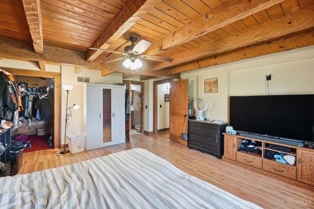 255 W Pekin Road, Clearcreek Twp., OH 45036