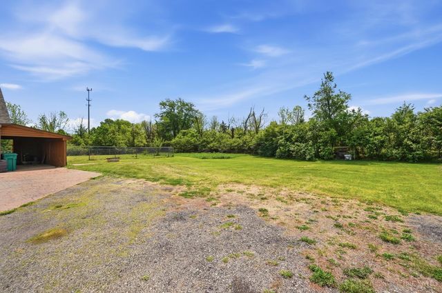 255 W Pekin Road, Clearcreek Twp., OH 45036
