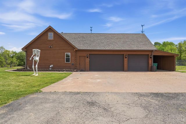 255 W Pekin Road, Clearcreek Twp., OH 45036