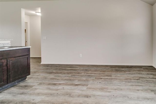 309 Foxtrot Terrace, Newcastle, OK 73065