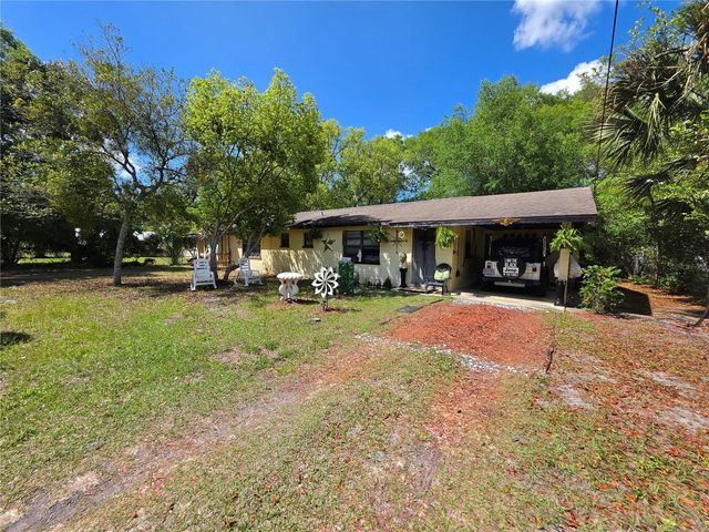 1403 E VOORHIS AVENUE, Deland, FL 32724