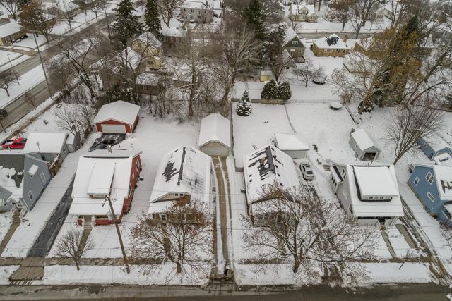 1140 Motor AVENUE, Waukesha, WI 53188