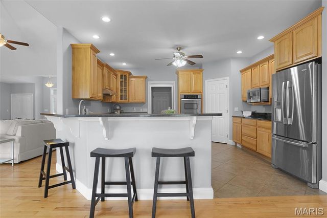 8609 Maple Grove Road, Edwardsville, IL 62025