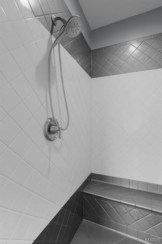 8609 Maple Grove Road, Edwardsville, IL 62025