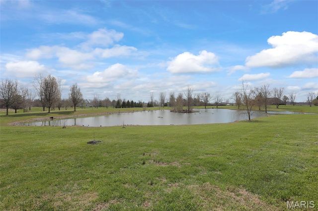 8609 Maple Grove Road, Edwardsville, IL 62025