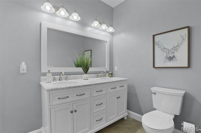 8609 Maple Grove Road, Edwardsville, IL 62025