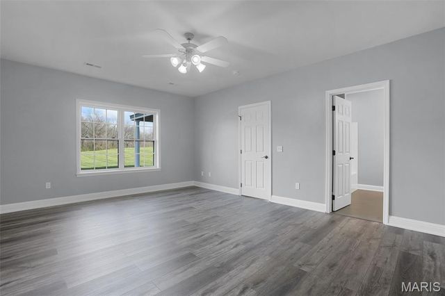 8609 Maple Grove Road, Edwardsville, IL 62025