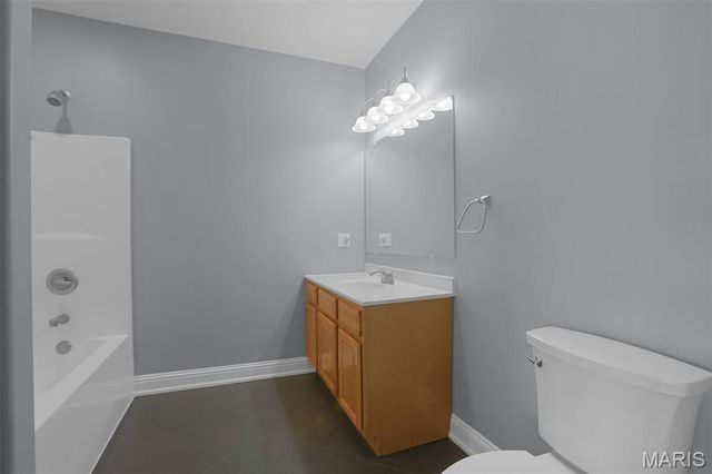 8609 Maple Grove Road, Edwardsville, IL 62025