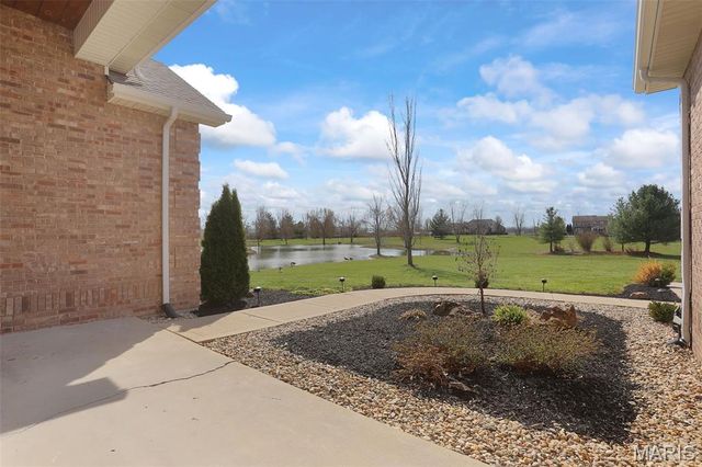 8609 Maple Grove Road, Edwardsville, IL 62025