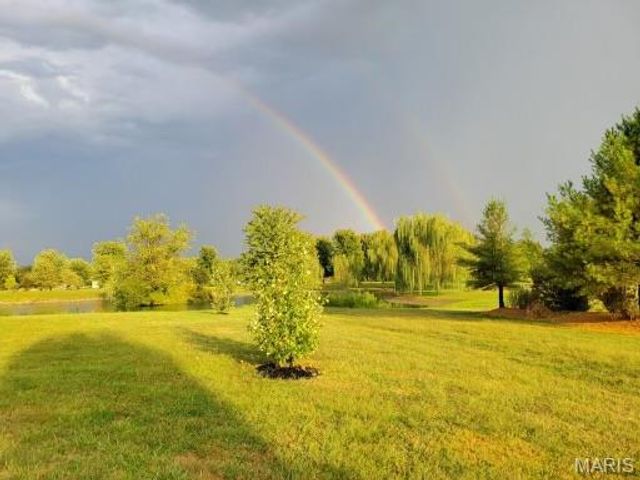 8609 Maple Grove Road, Edwardsville, IL 62025